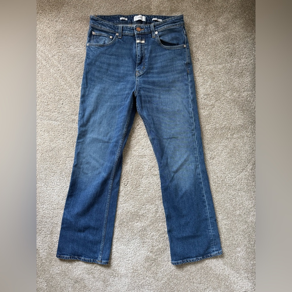 Closed Women’s Straight Blue Jeans, size 30